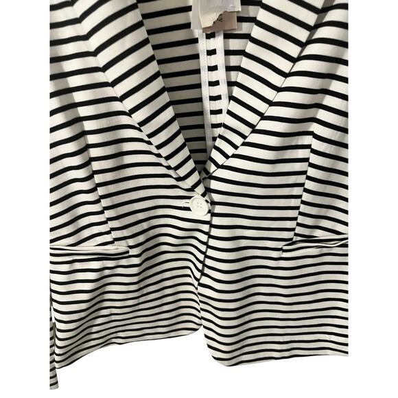 NWT  Philosophy Black & White Striped Women’s Blazer – Size Medium - Picture 5 of 6